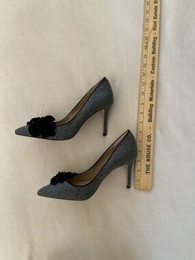 Ann Taylor Grey Black 8.5 Heel Officecore Date
